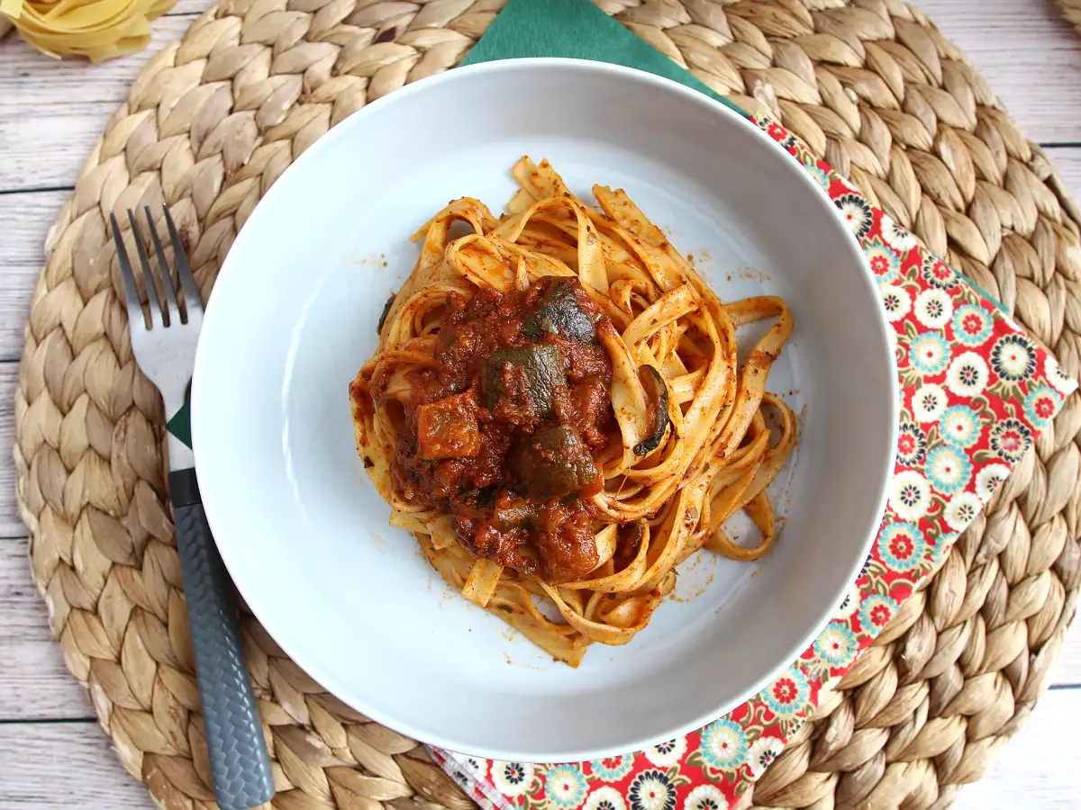 Tagliatelle mit Zucchini-Ragout – ein vegetarisches Nudelgericht, das allen schmeckt! - foto 3