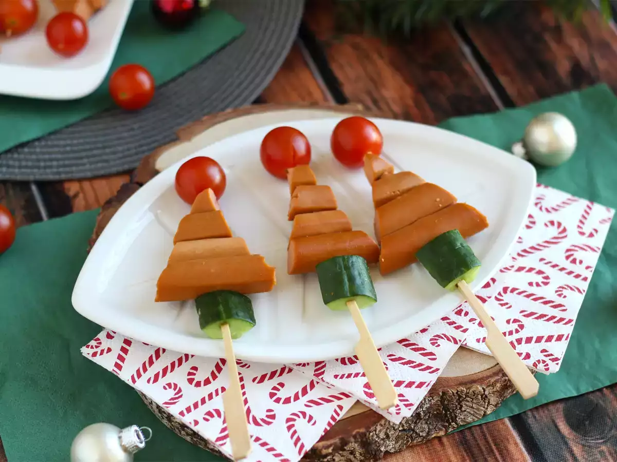 Tannenbaum-Spieße aus Knackis: der schnelle und einfache Weihnachtssnack! - foto 4