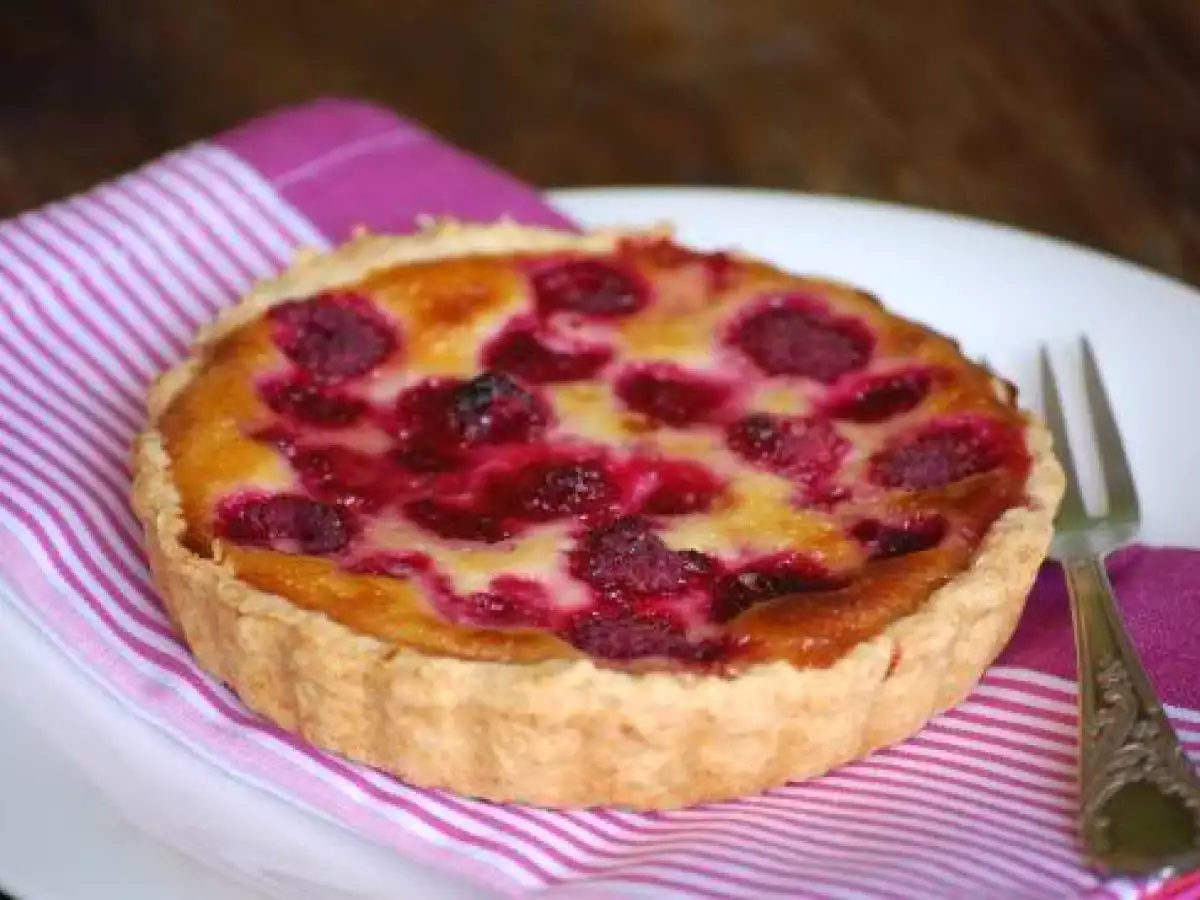 Tarte aux framboises à la clafoutis