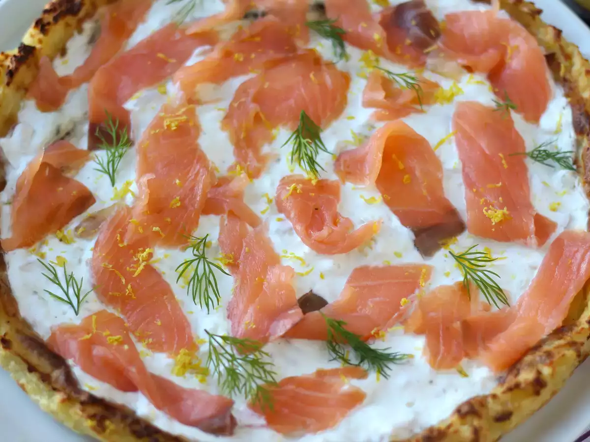 Tarte mit Räucherlachs auf Kartoffelboden - foto 4
