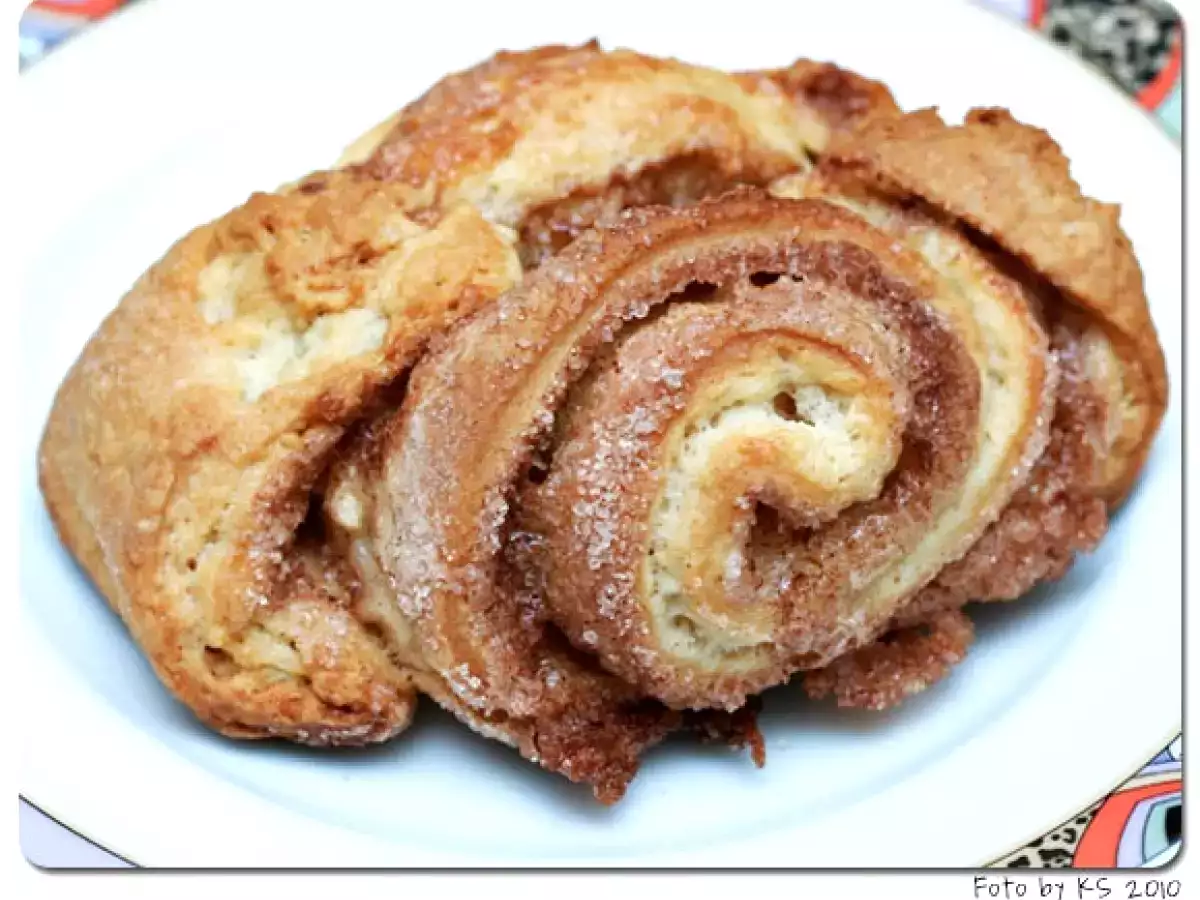 Terragina backt Franzbrötchen