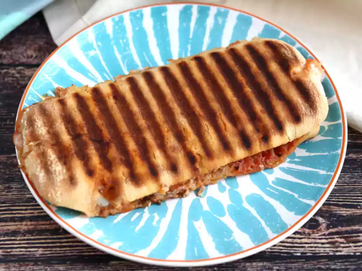 Thunfisch-Panini mit Tomate und Kapern - foto 4