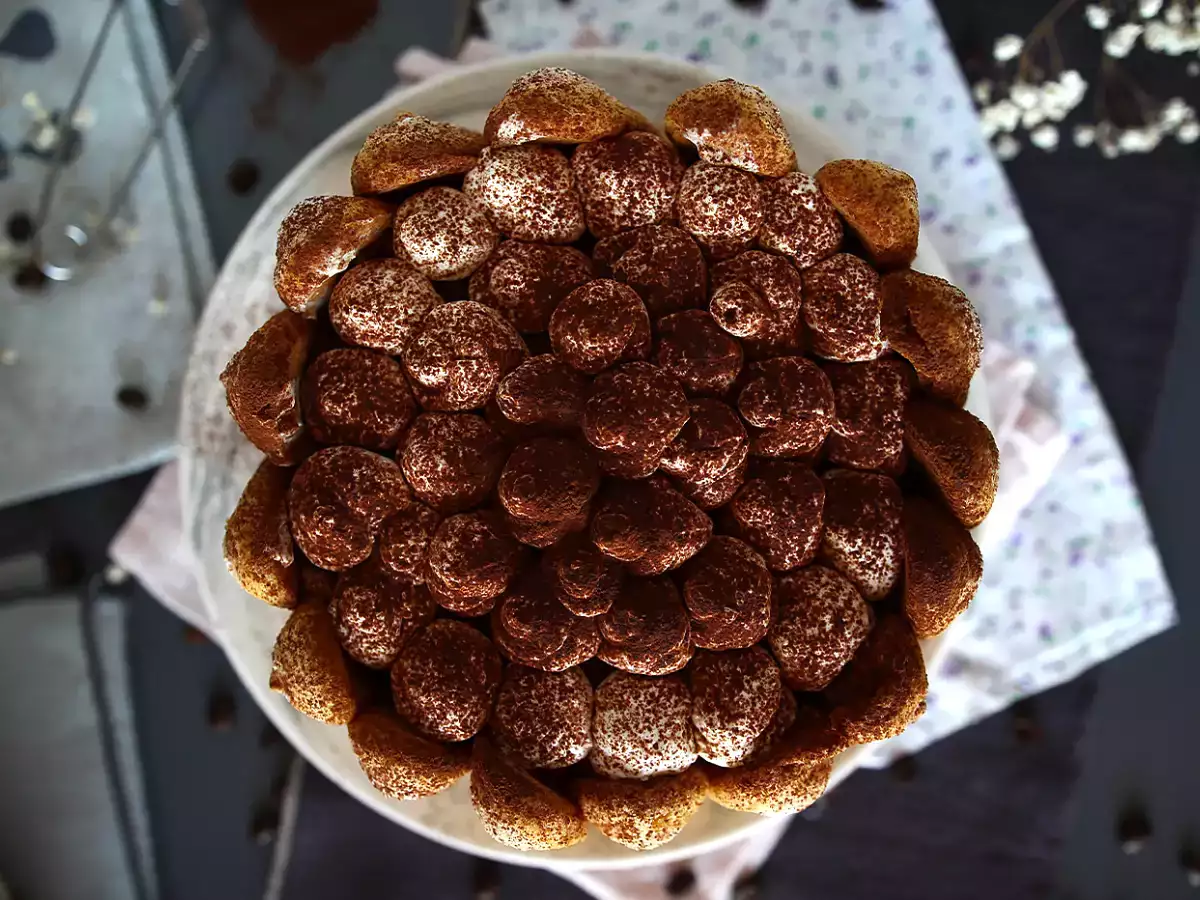 Tiramisu-Charlotte ohne Eier – einfaches Rezept - foto 3