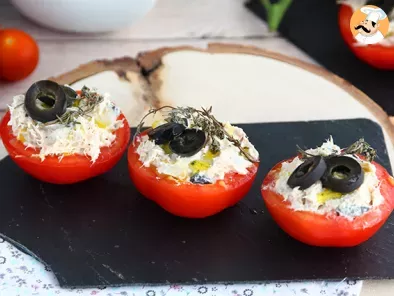 Tomaten gefüllt mit Thunfisch, Frischkäse und Oliven - foto 2