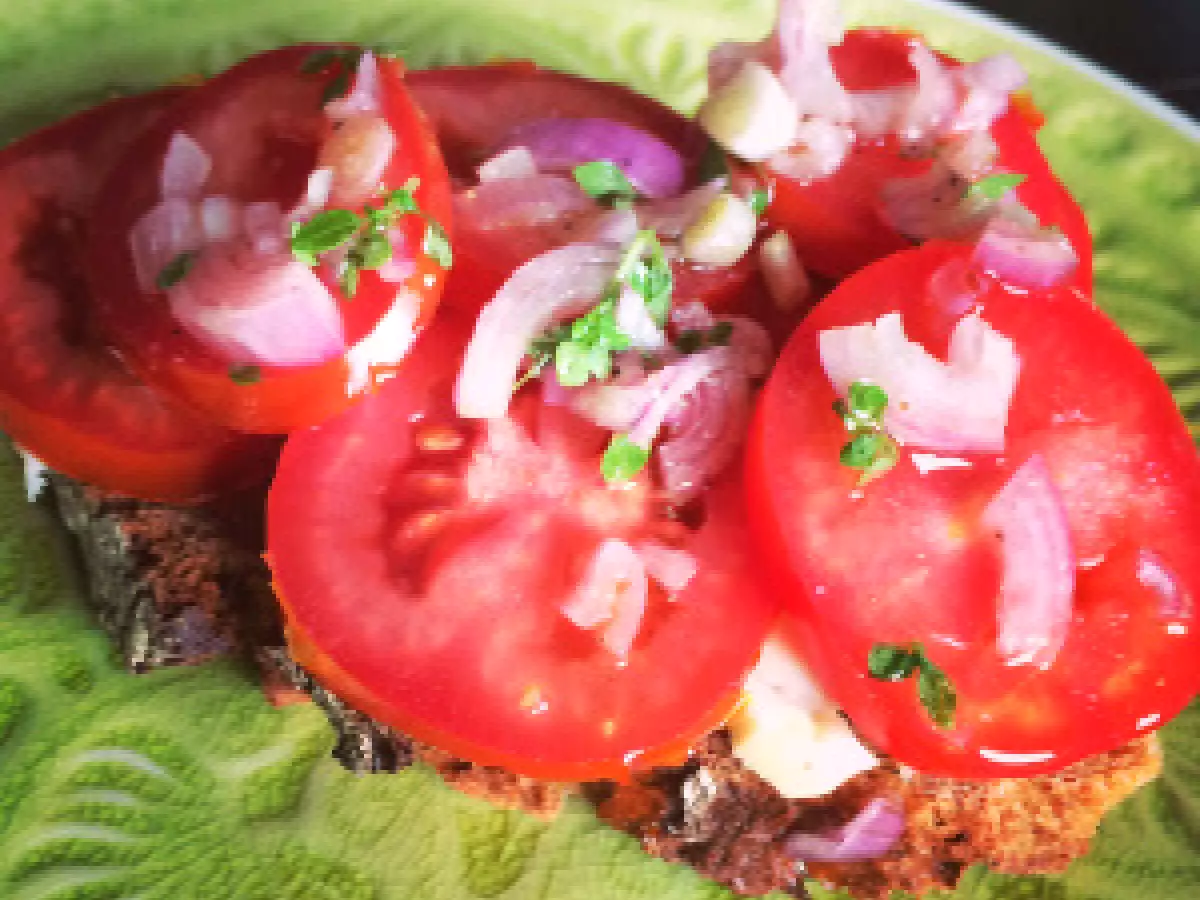 Tomatenbrot mit Musik