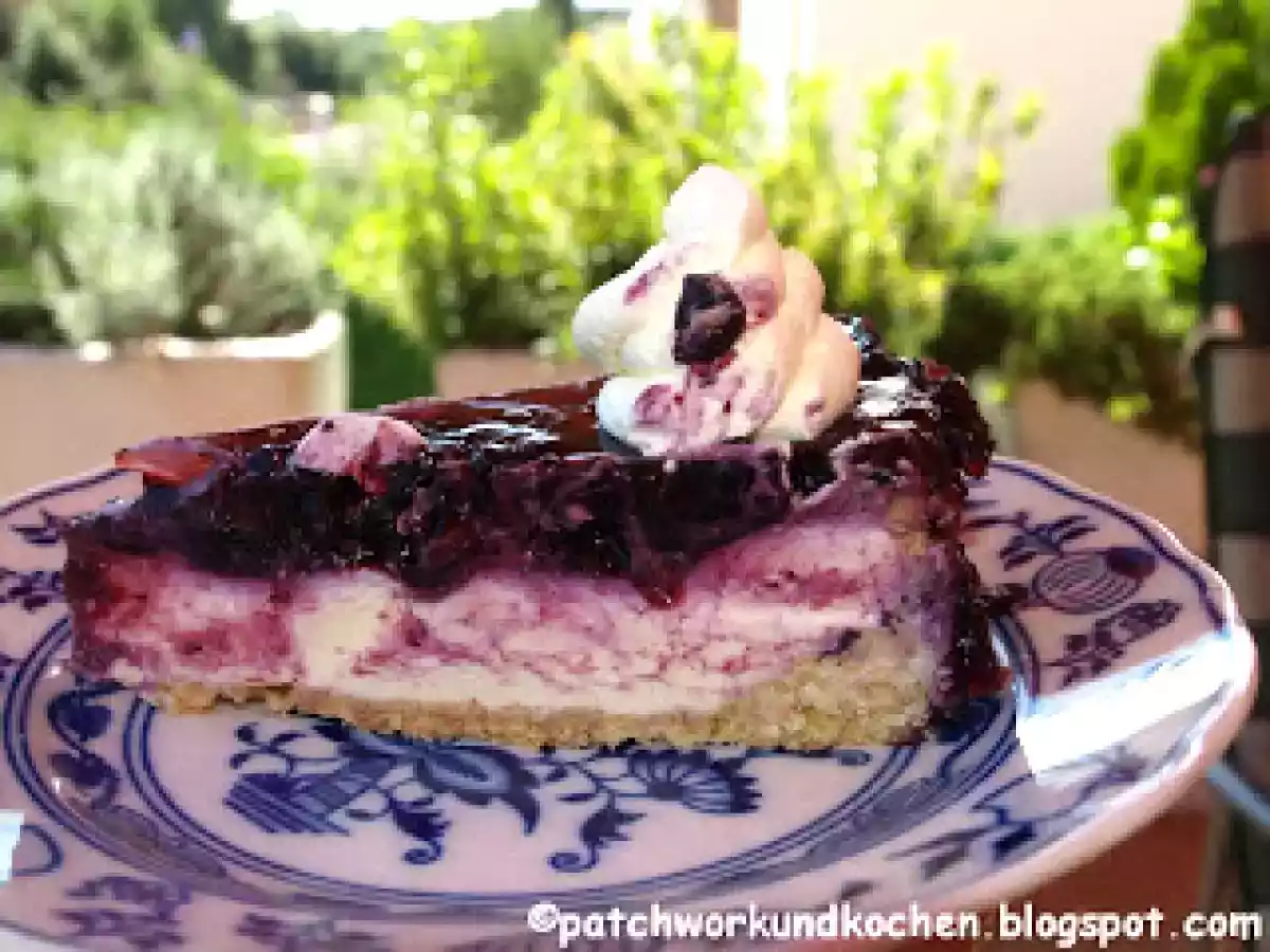 Topfen-Heidelbeertorte