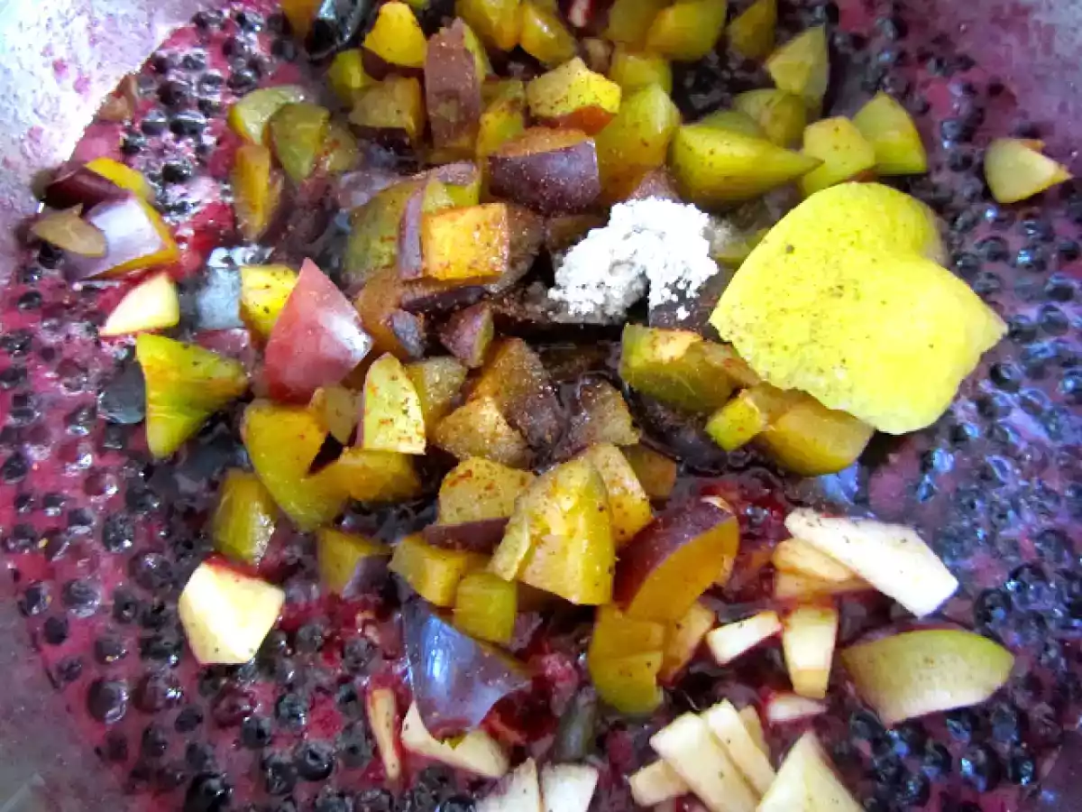 Topfenknödel und Hollerröster - wann sonst?