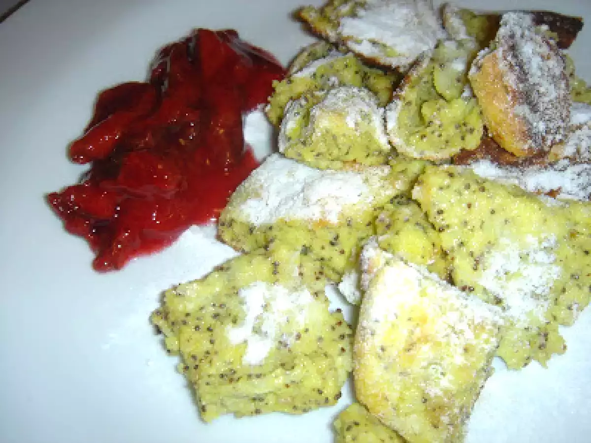 Topfenschmarrn mit Zwetschkenröster