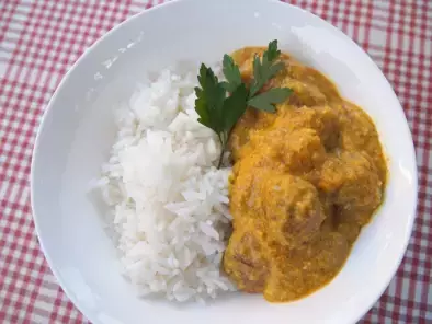 Truthahn-Bällchen-Ananas-Curry