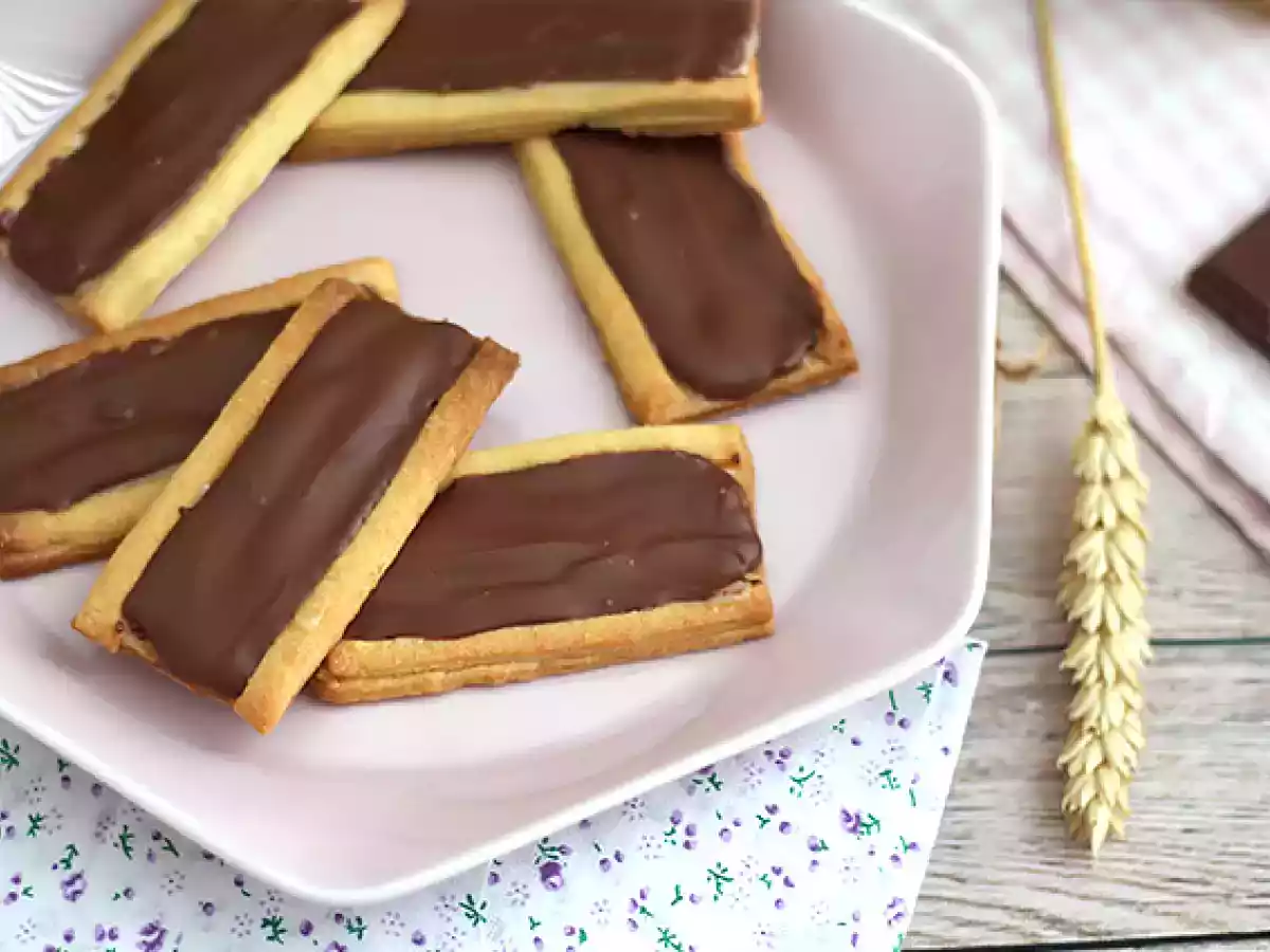 Twix-Kekse mit Karamell und Vollmilchschokolade