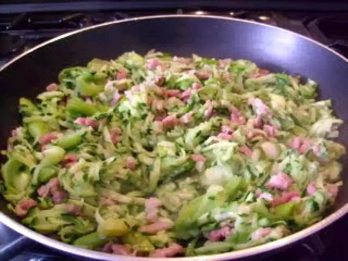 Und noch eine Quiche - heute mit Zucchini - foto 2