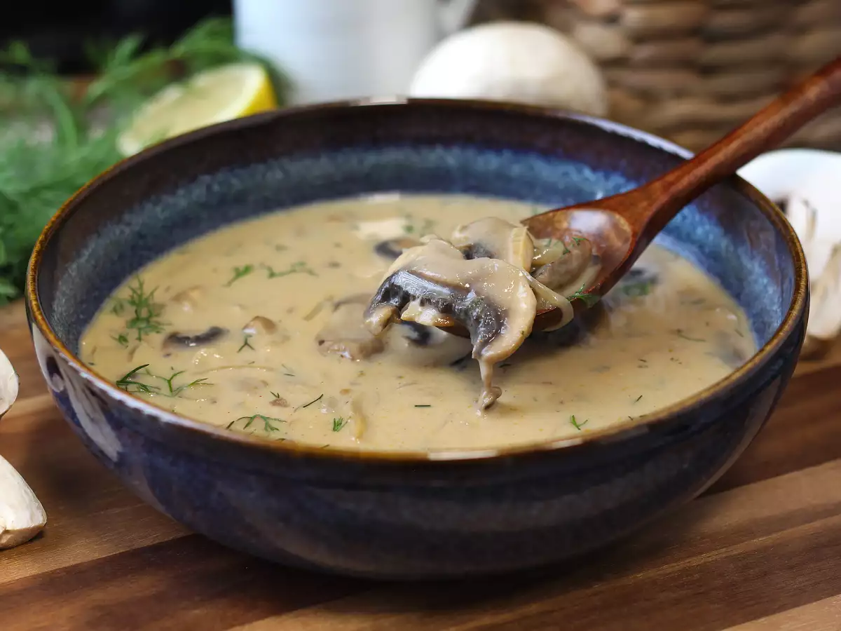 Ungarische Pilzsuppe mit Paprika und Dill : cremig und einfach - foto 2