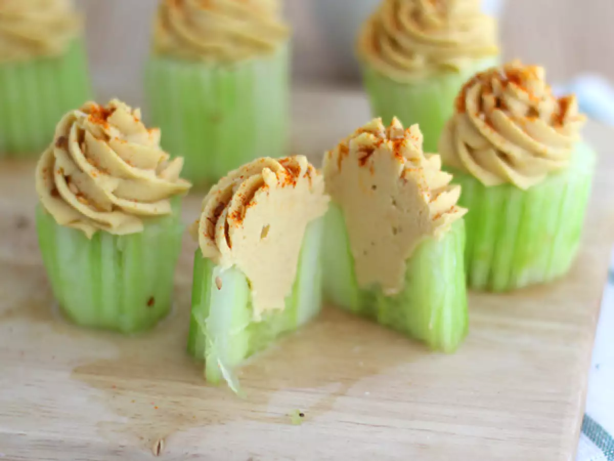 Vegane Gurken-Cupcakes mit Hummus - foto 3