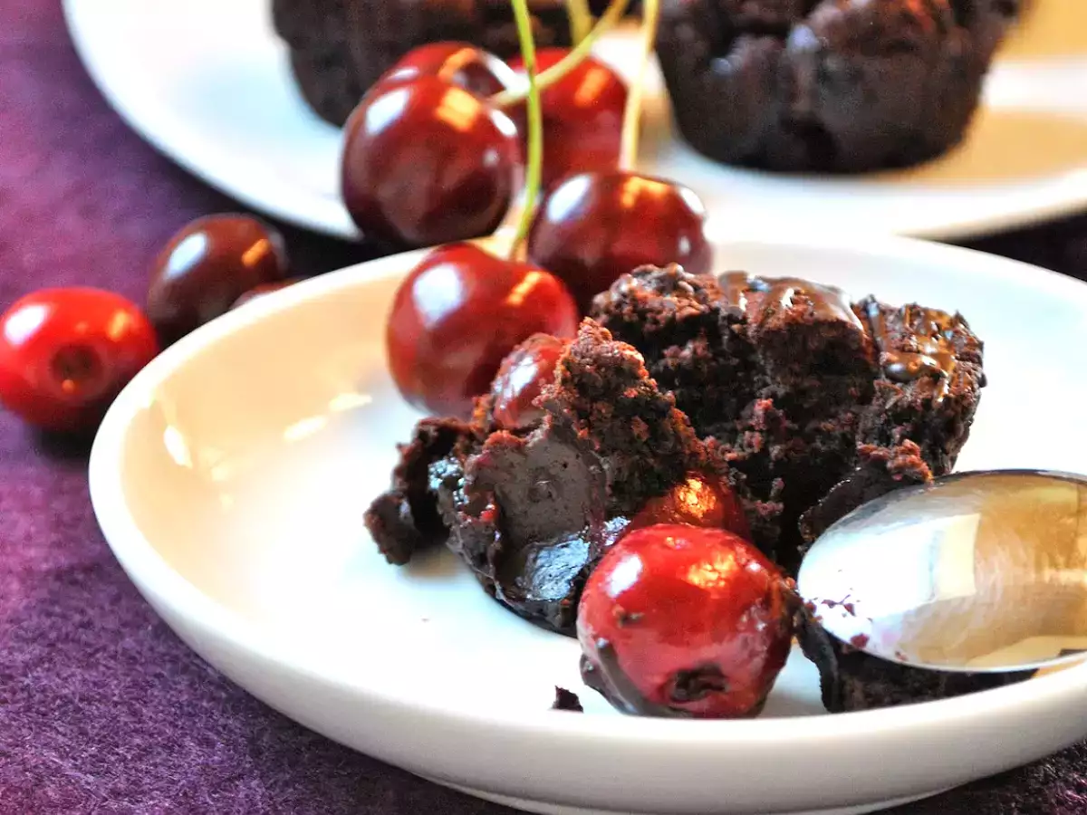 Vegane Schoko-Kirsch-Muffins