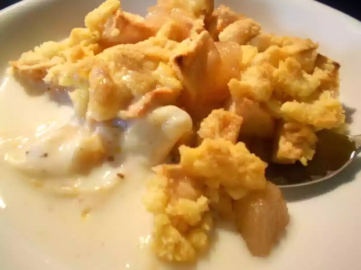 Veganer Birnen ~ Quitten ~ Crumble mit veganer Vanillesauce