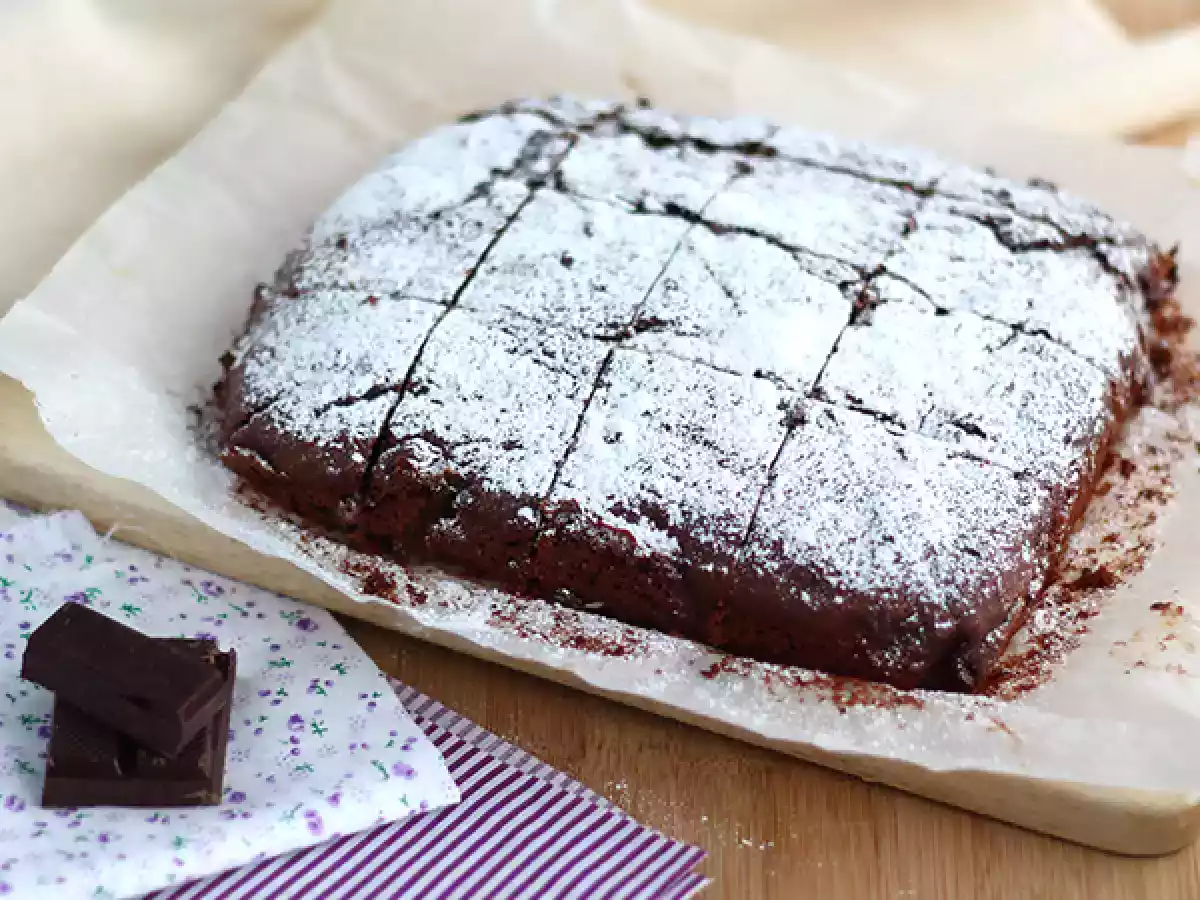 Veganer Brownie ohne Eier und Milch