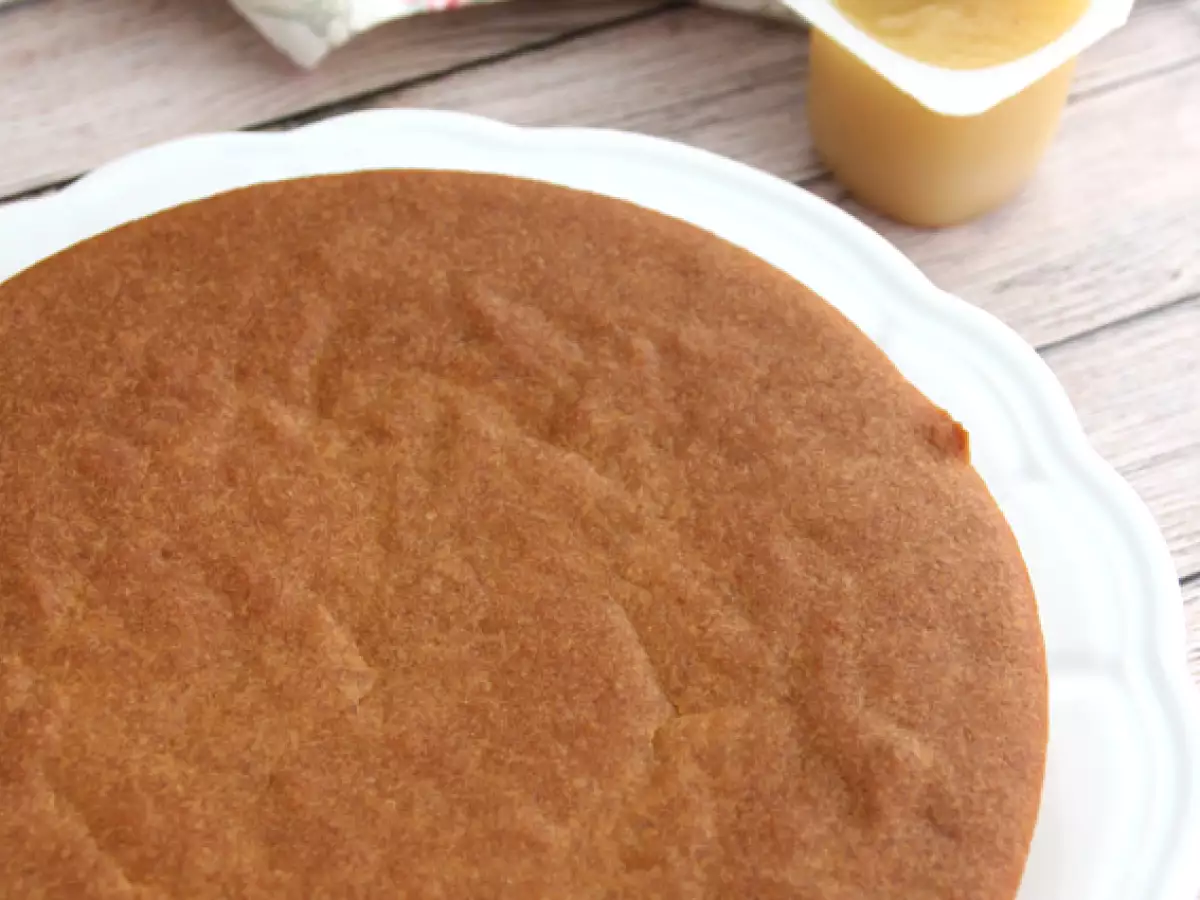 Veganer und glutenfreier Sojajoghurtkuchen mit Apfelmus - foto 2