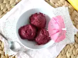 Veganes Nice-Cream-Bananeneis mit roten Beeren – einfaches Rezept, foto 1