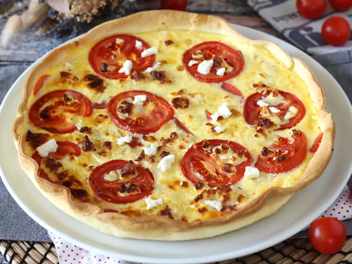 Vegetarische Feta-Tomaten-Quiche, perfekt für ein Picknick! - foto 3