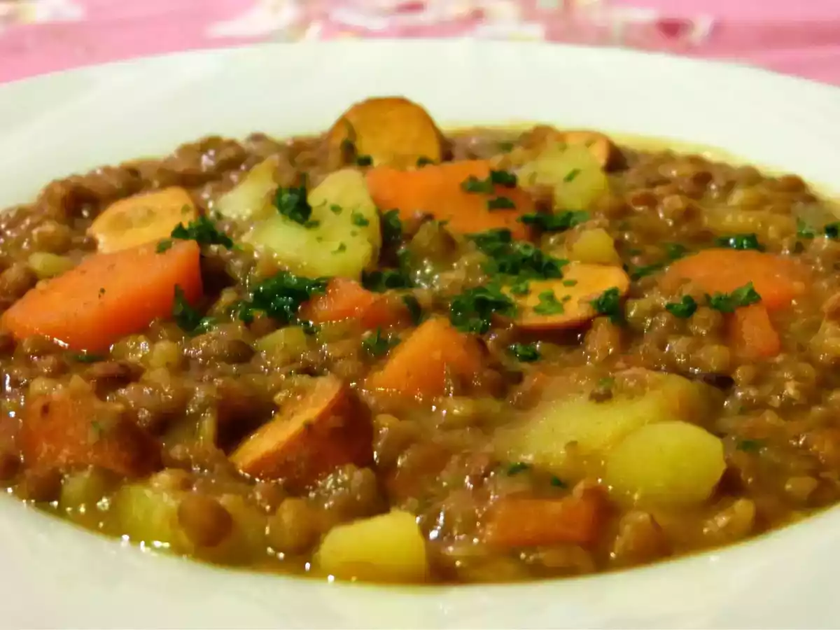 Vegetarische Linsensuppe