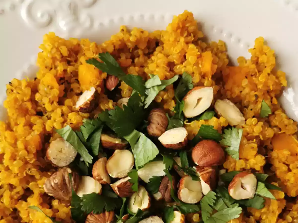 Vegetarisches Risotto mit Quinoa, Butternut, Haselnüssen und Koriander - Quinotto - foto 3