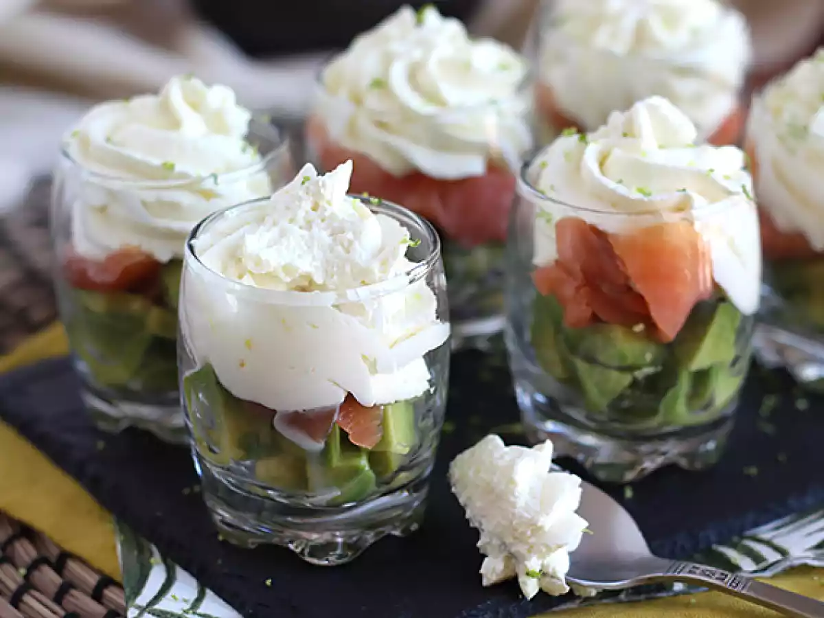 Verrines mit geräuchertem Lachs und Avocado - foto 5