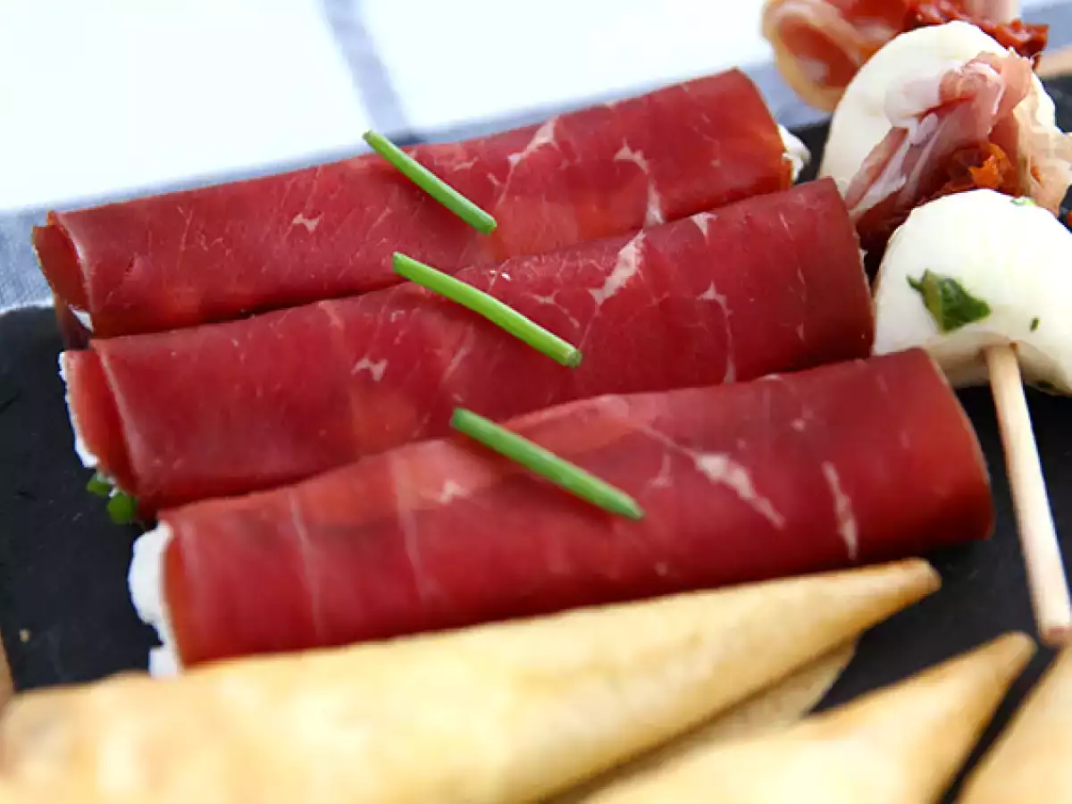 Viererlei Apéro-Häppchen mit Trockenfleisch - foto 5