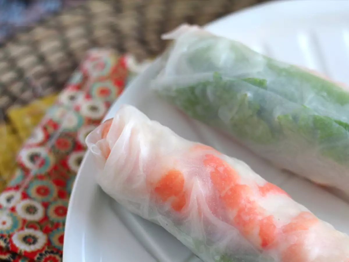 Vietnamesische Sommerrollen mit Garnelen und Hähnchen - foto 5