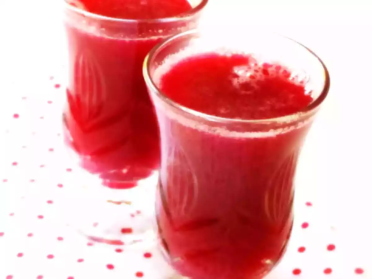 Vişne Şerbeti / Hausgemachte Sauerkirschsirup