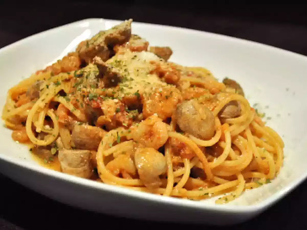 Vollkorn-Spaghettini mit Champignon-Krabben-Soße