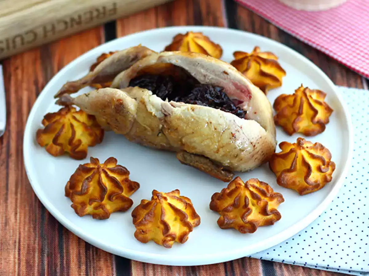 Wachteln mit Pflaumen