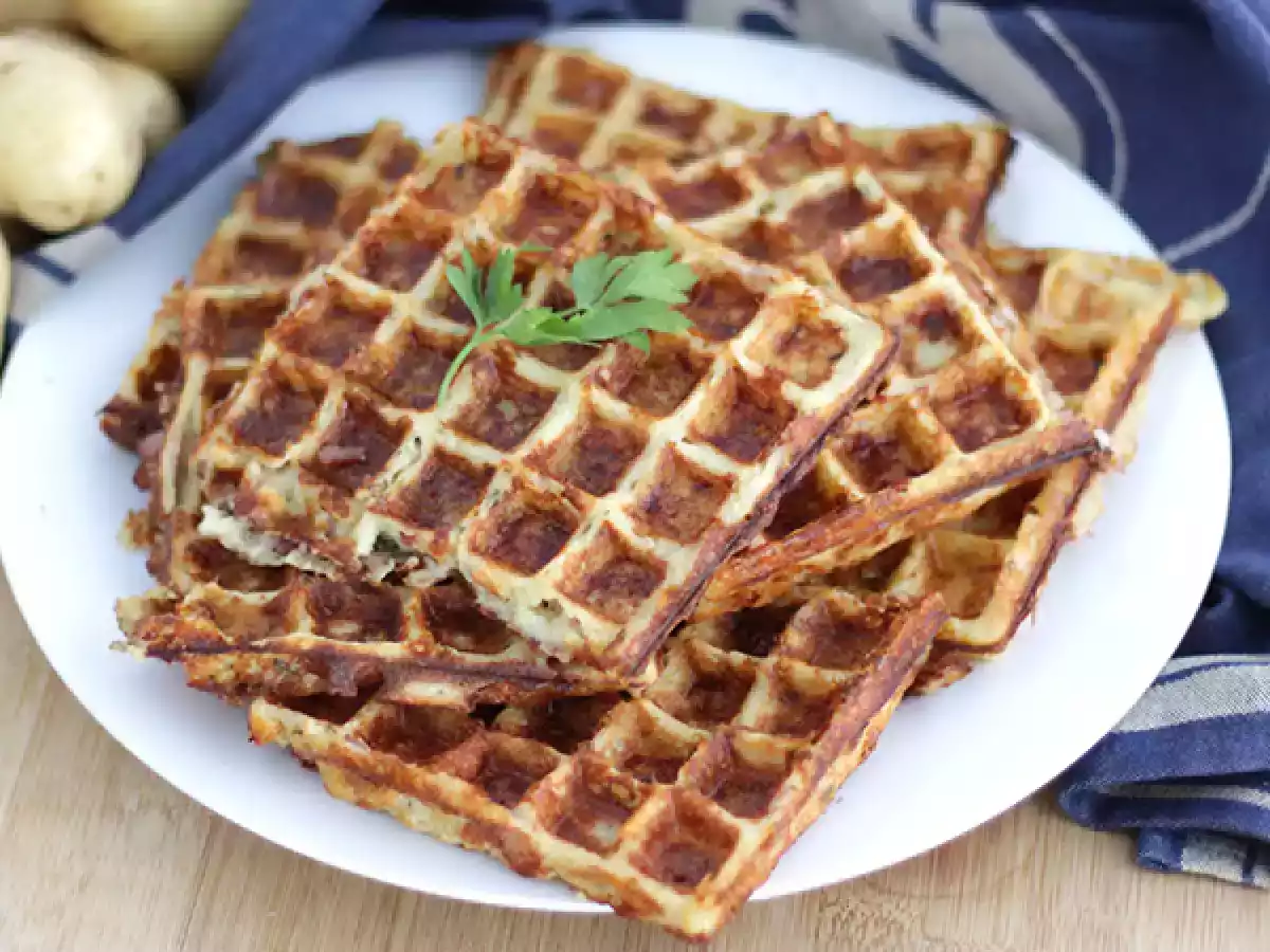 Waffeln mit Speck, Grafschaft und Kartoffeln - foto 3