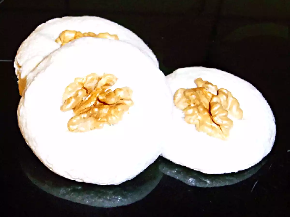 Walnuss Baiser und verbessertes Vegan-Eiklar Rezept