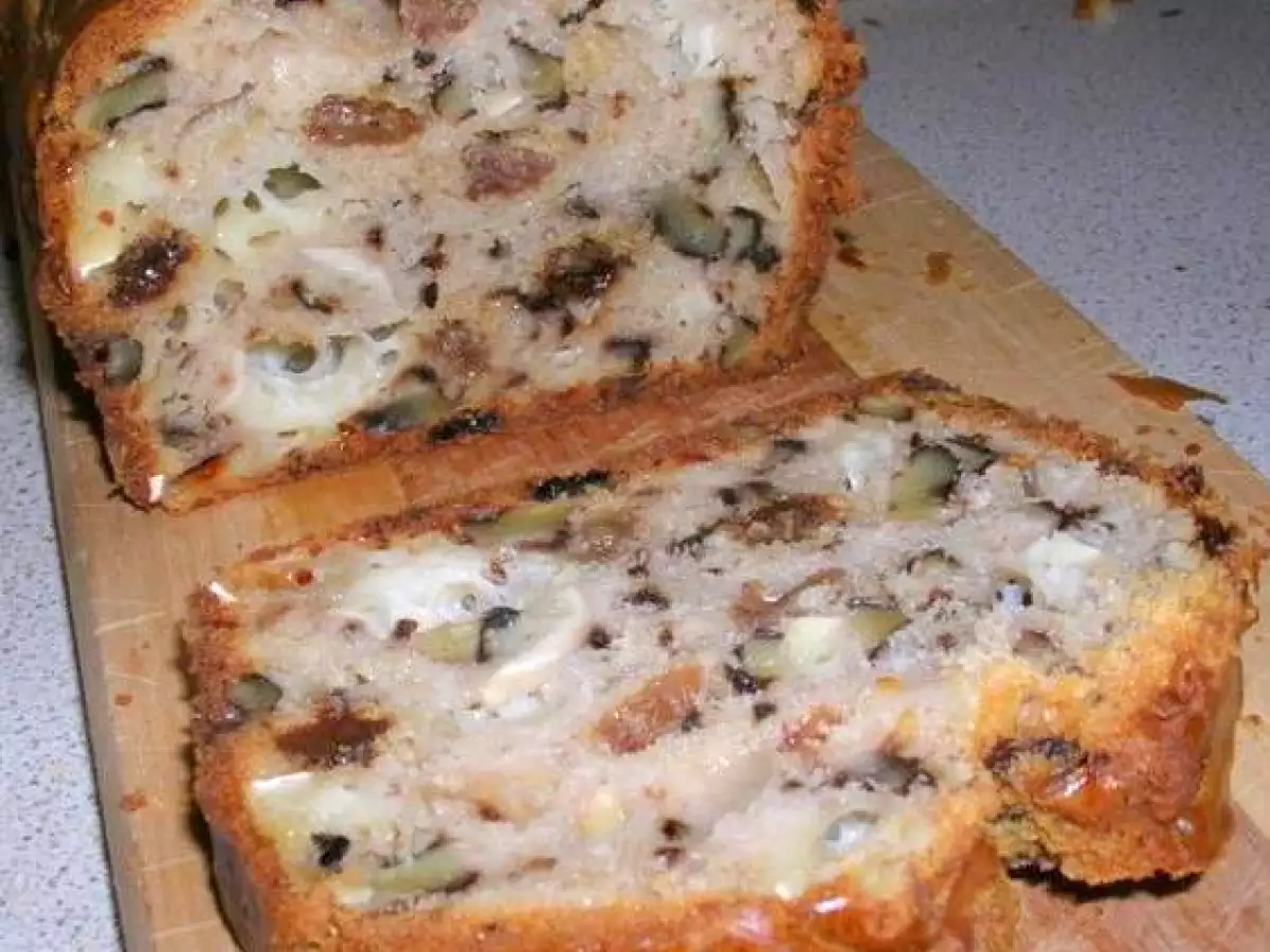 Walnuss-Ziegenkäse-Cake