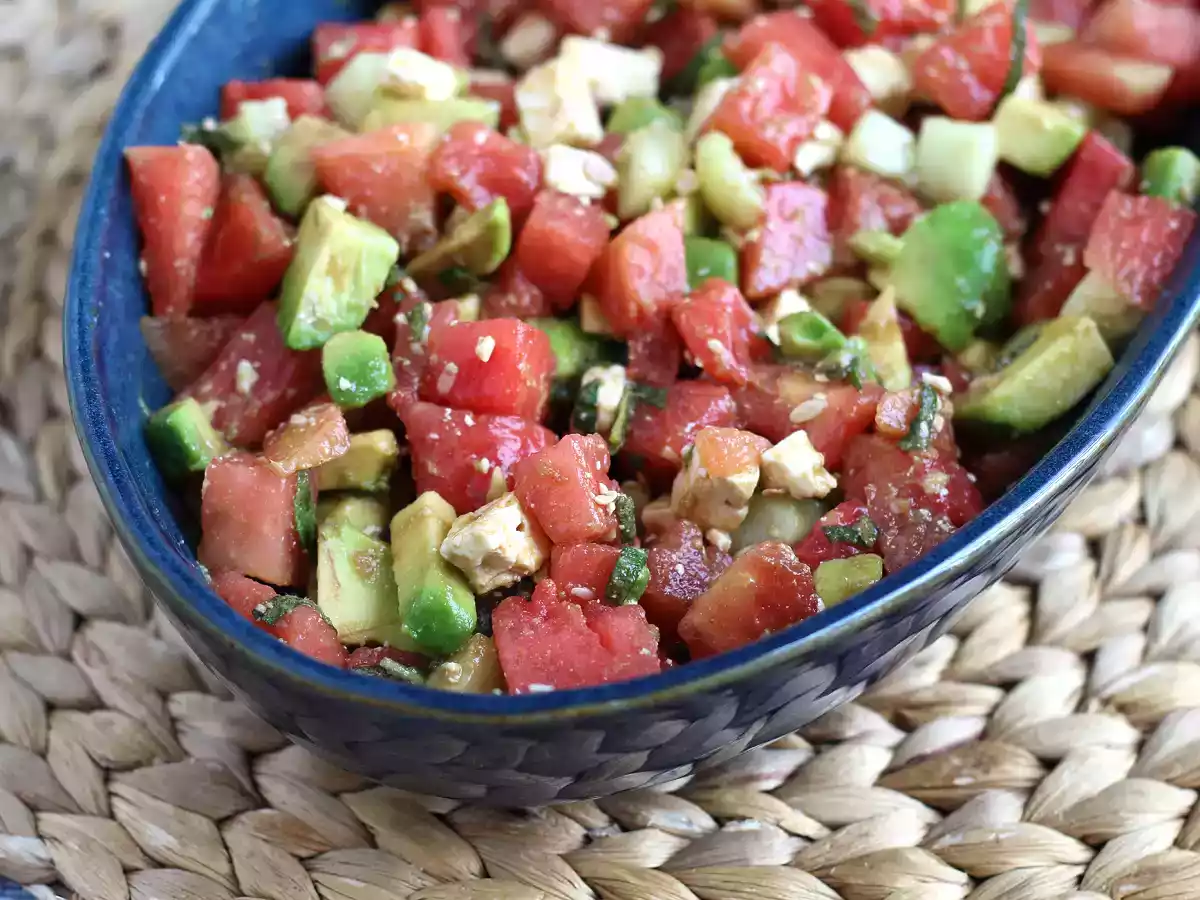 Wassermelonen-, Feta-, Avocado- und Gurkensalat: extra frisch! - foto 2