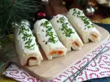 Weihnachtliche Toast-Röllchen mit Räucherlachs, foto 2