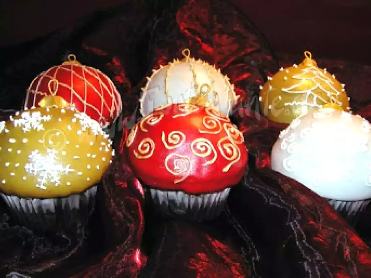 Weihnachtsbaumkugeln zum Anbeißen