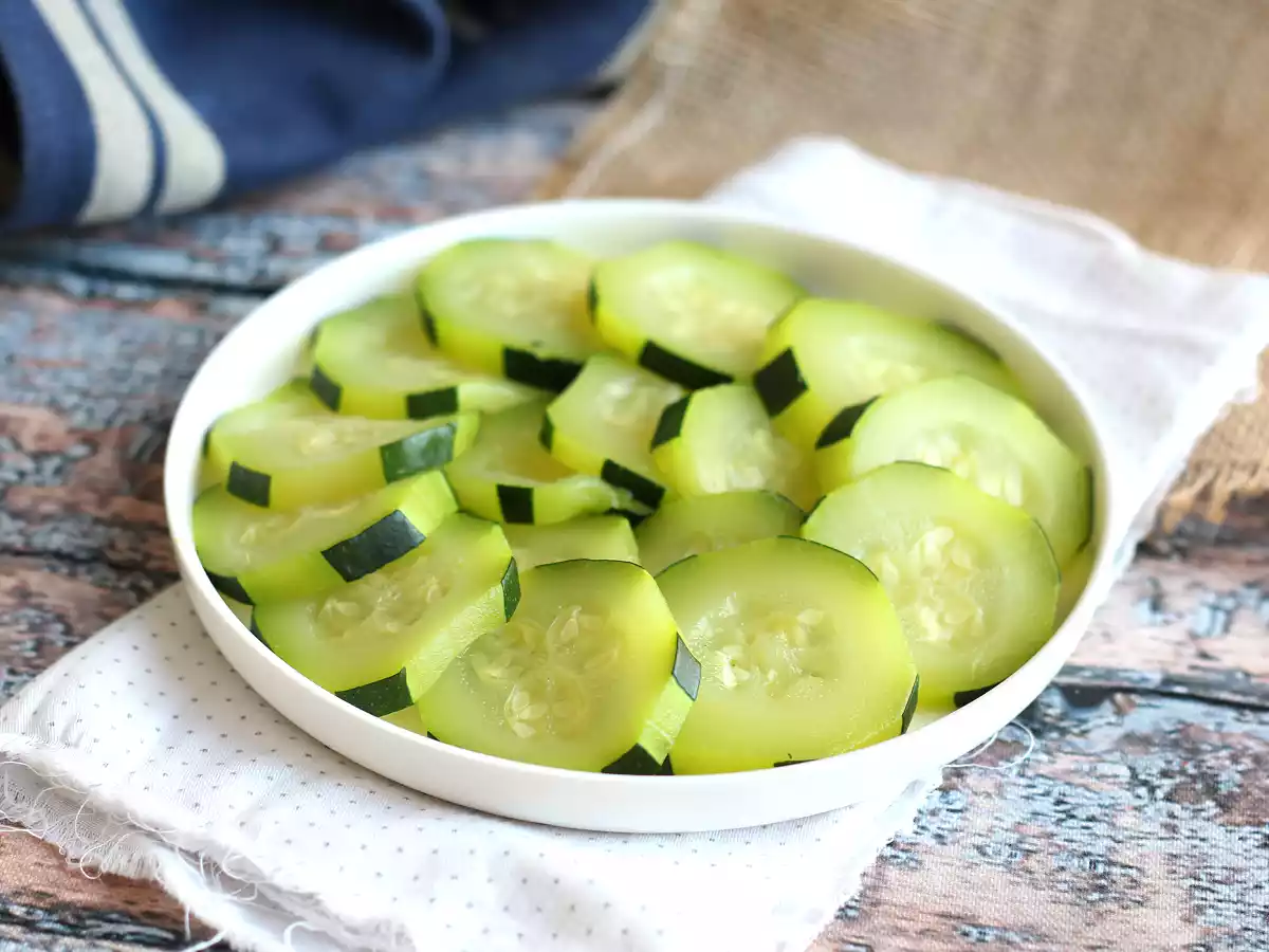 Wie kocht man Zucchini in Wasser? - foto 4