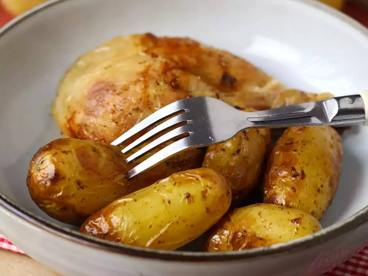 Wie macht man ein Brathähnchen im Air Fryer? - foto 2