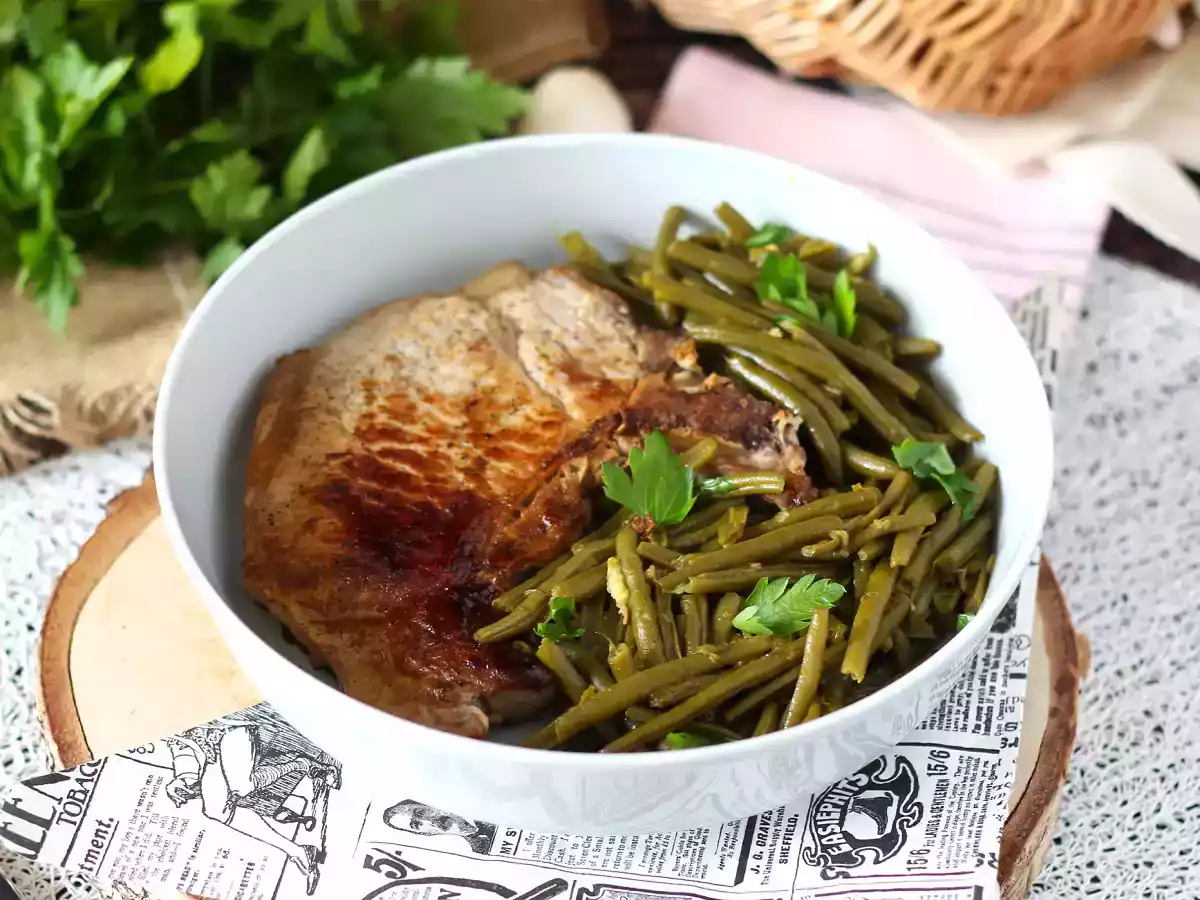 Wie macht man ein Schweinekotlett in der Pfanne?