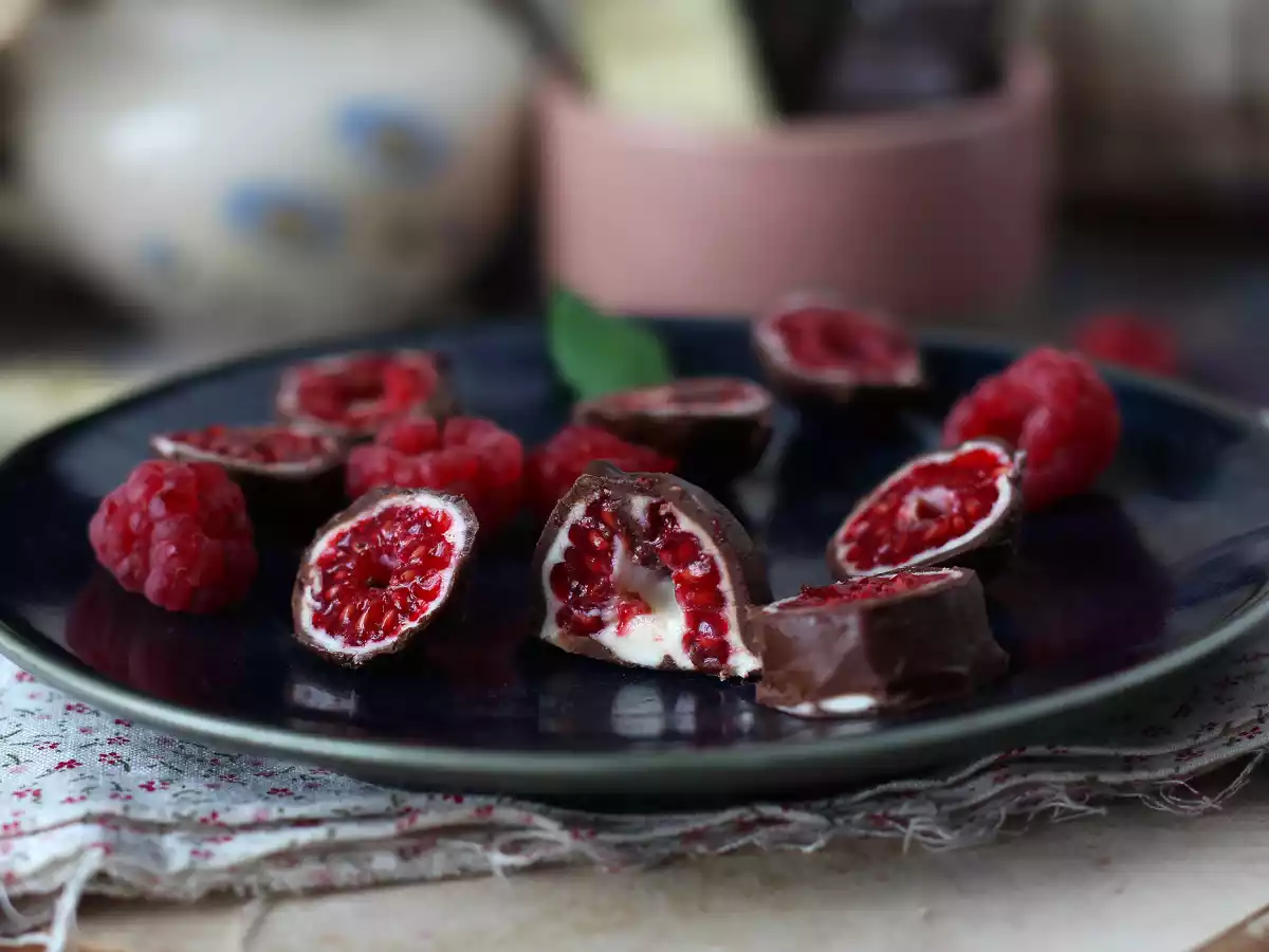 Wie macht man selbstgemachte Franui ? Diese Himbeeren mit Schokolade sind supertrendy!