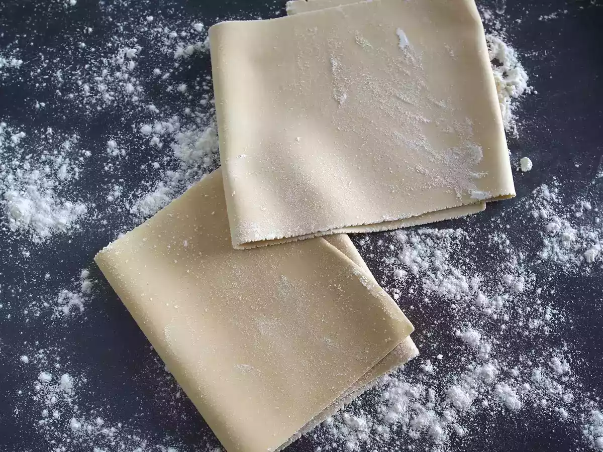 Wie man Eiernudeln für Lasagne zubereitet