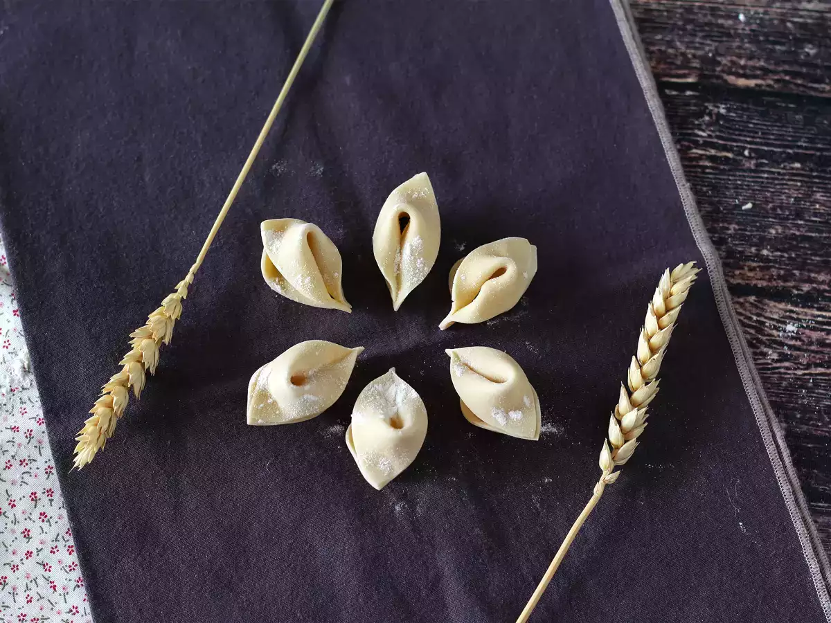 Wie man Pasta selbst herstellt: Sorpresine, hübsche kleine Nudeln