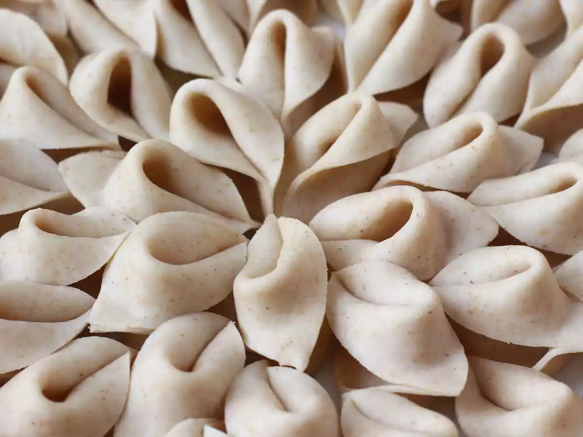 Wie man Pasta selbst herstellt: Sorpresine, hübsche kleine Nudeln - foto 3