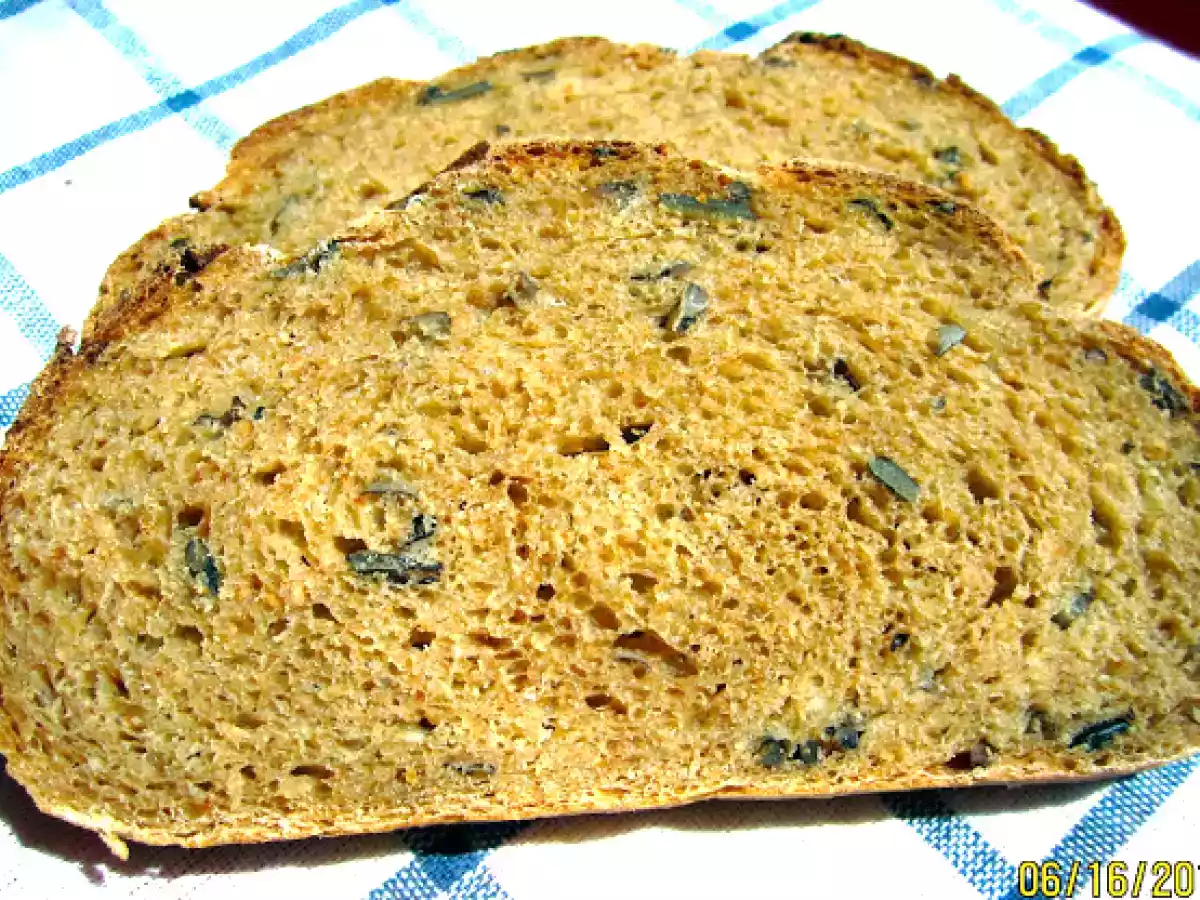 WILDREIS-SAUERTEIG-BROT - DAS BROT, DAS DEN KALTEN KRIEG BEENDETE - foto 2