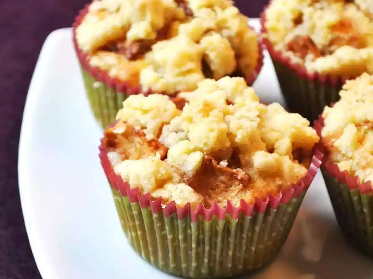 Winterliche Apfel-Streusel-Muffins mit Marzipan