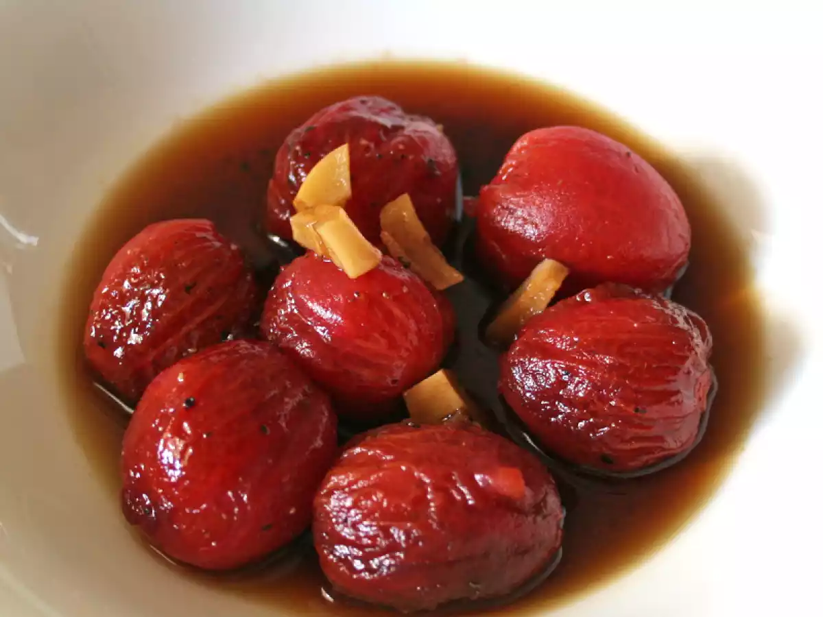 Würzig eingelegte Tomaten