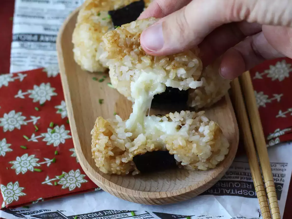 Yaki Onigiri mit Käse : knusprige japanische Reisbällchen - foto 2