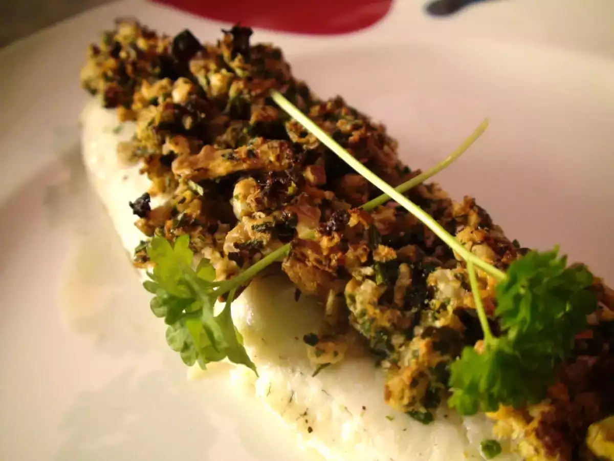 Zander mit überbackener Nuss-Kruste