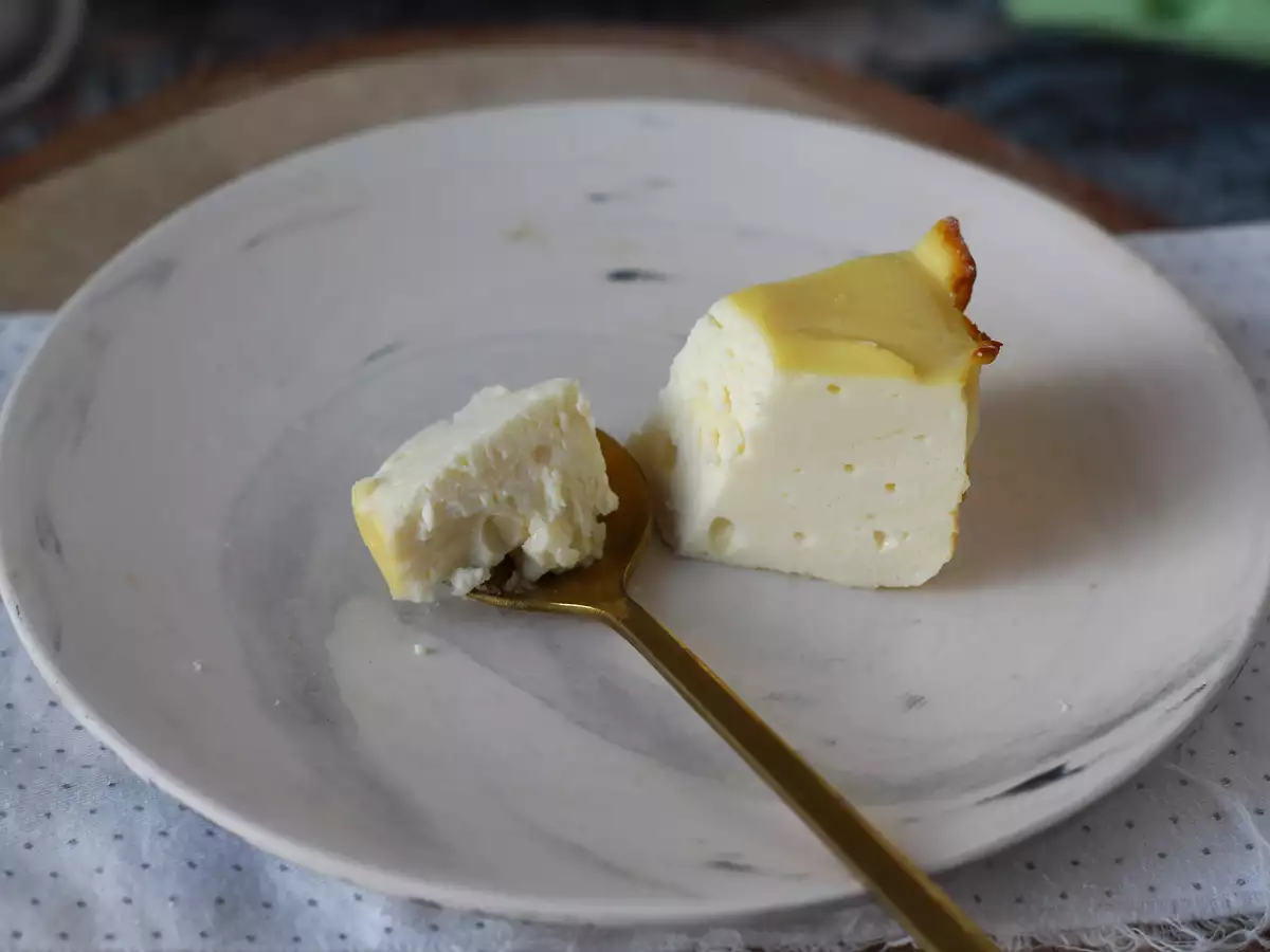Zartschmelzender Ricotta-Kuchen: günstig und mit nur 4 Zutaten - foto 2